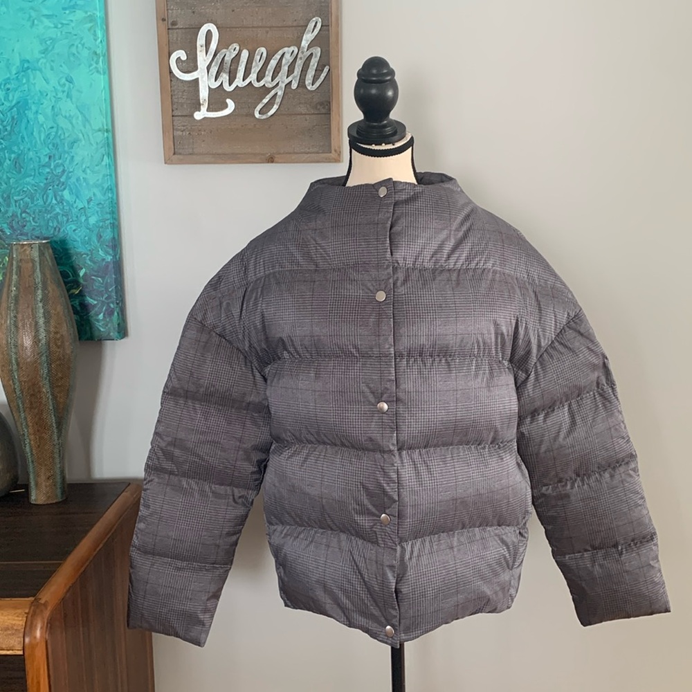 Theory Classic Glen Plaid goose down puffer jacket, Sz L. Like new condition.